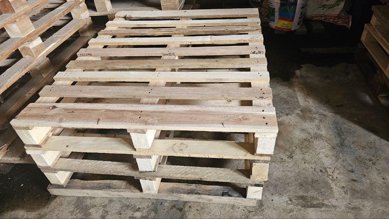 Domestic Wooden Pallet 1000x1200